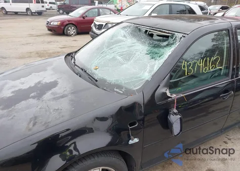 2001 Volkswagen Jetta Glx из США, поврежденный, VIN 3VWTG29M41M006048